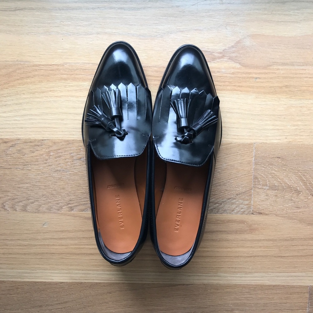 Everlane Women’s Black Modern Tassel Loafer